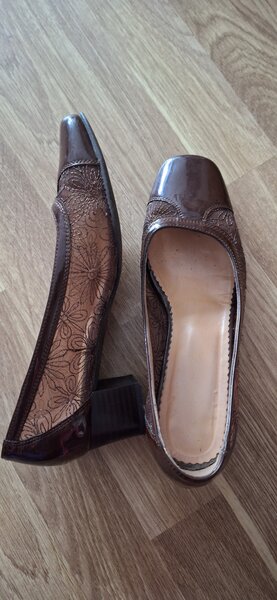 Vand pantofi de dama mar 38, negri si pantofi de dama maro, mar 37-38